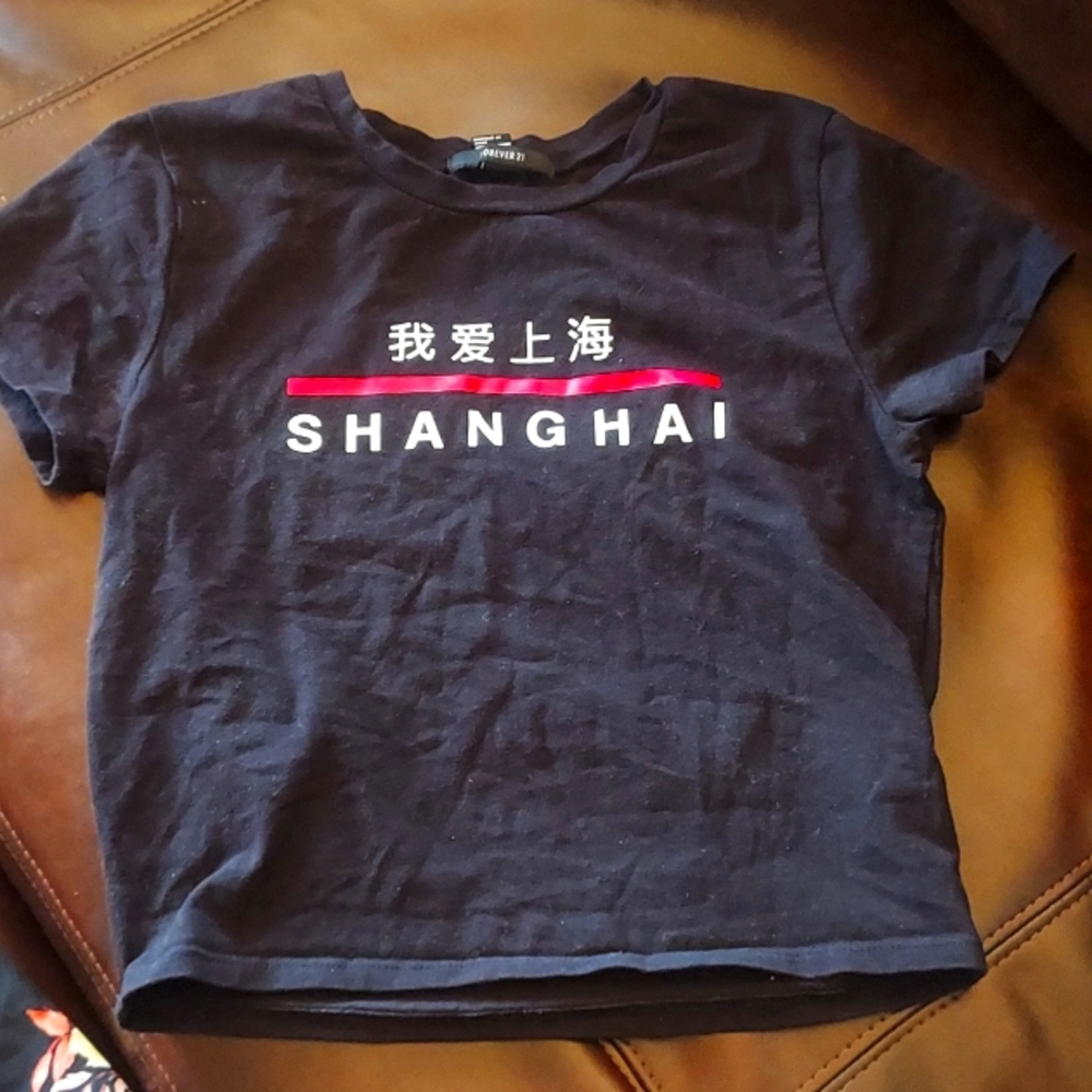Tee shirt
